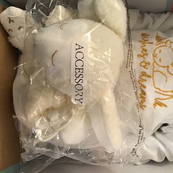 PARADISE GALLERIES DOLL - Picture 3 of 4